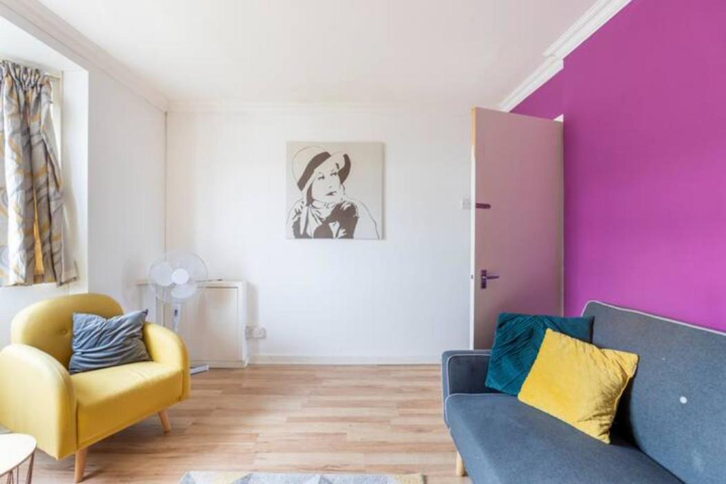 Cosy 1 Bedroom Flat Near Barking Town Centre מראה חיצוני תמונה